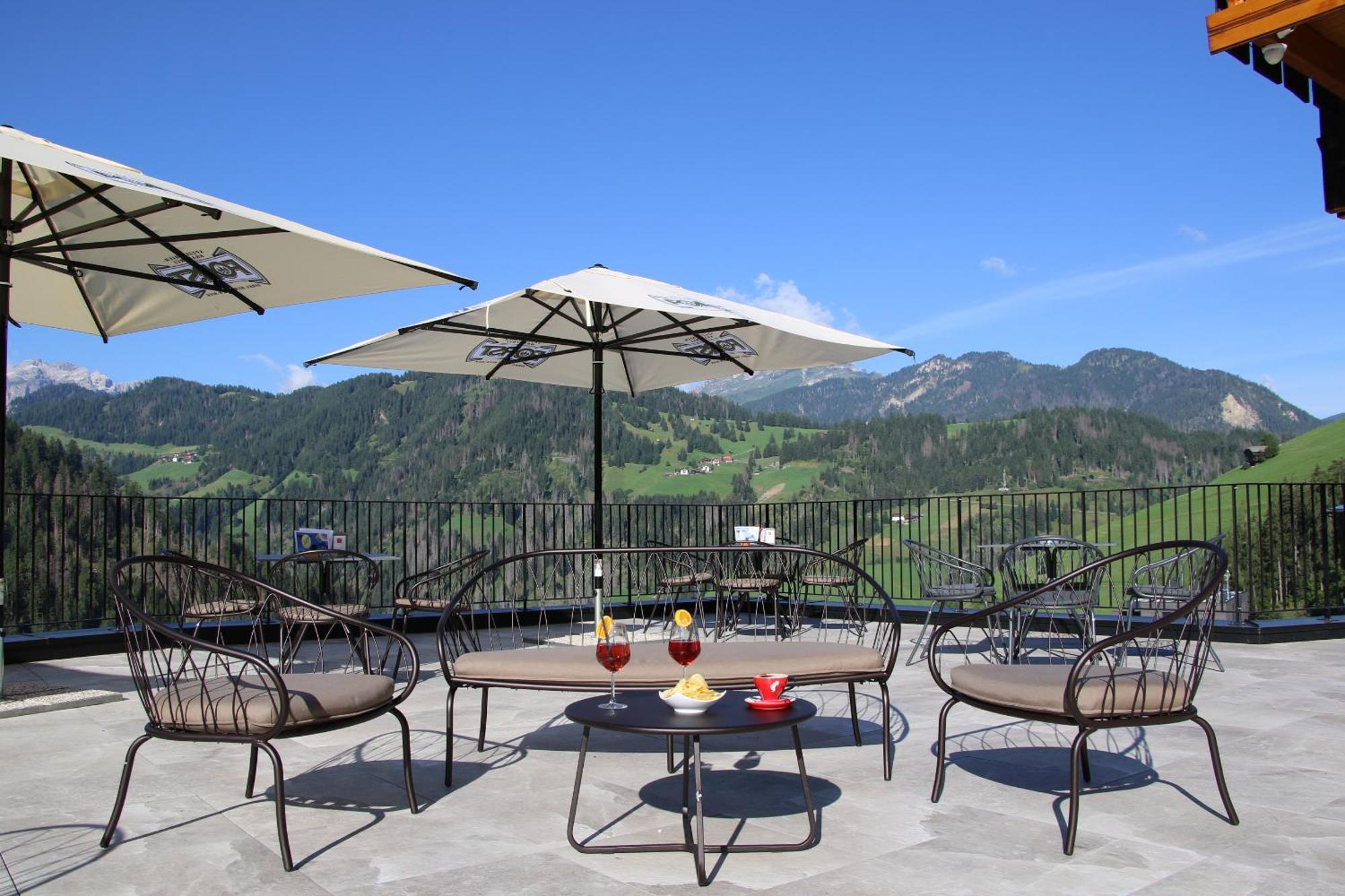 Hotel Alpenrose Dolomites La Valle Exterior photo